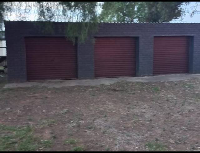 FARM FOR SALE IN HELDERSTROME